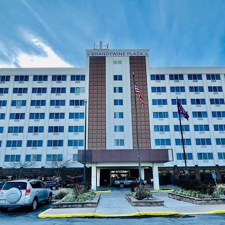 Brandywine Plaza Hotel Claymont Exterior photo